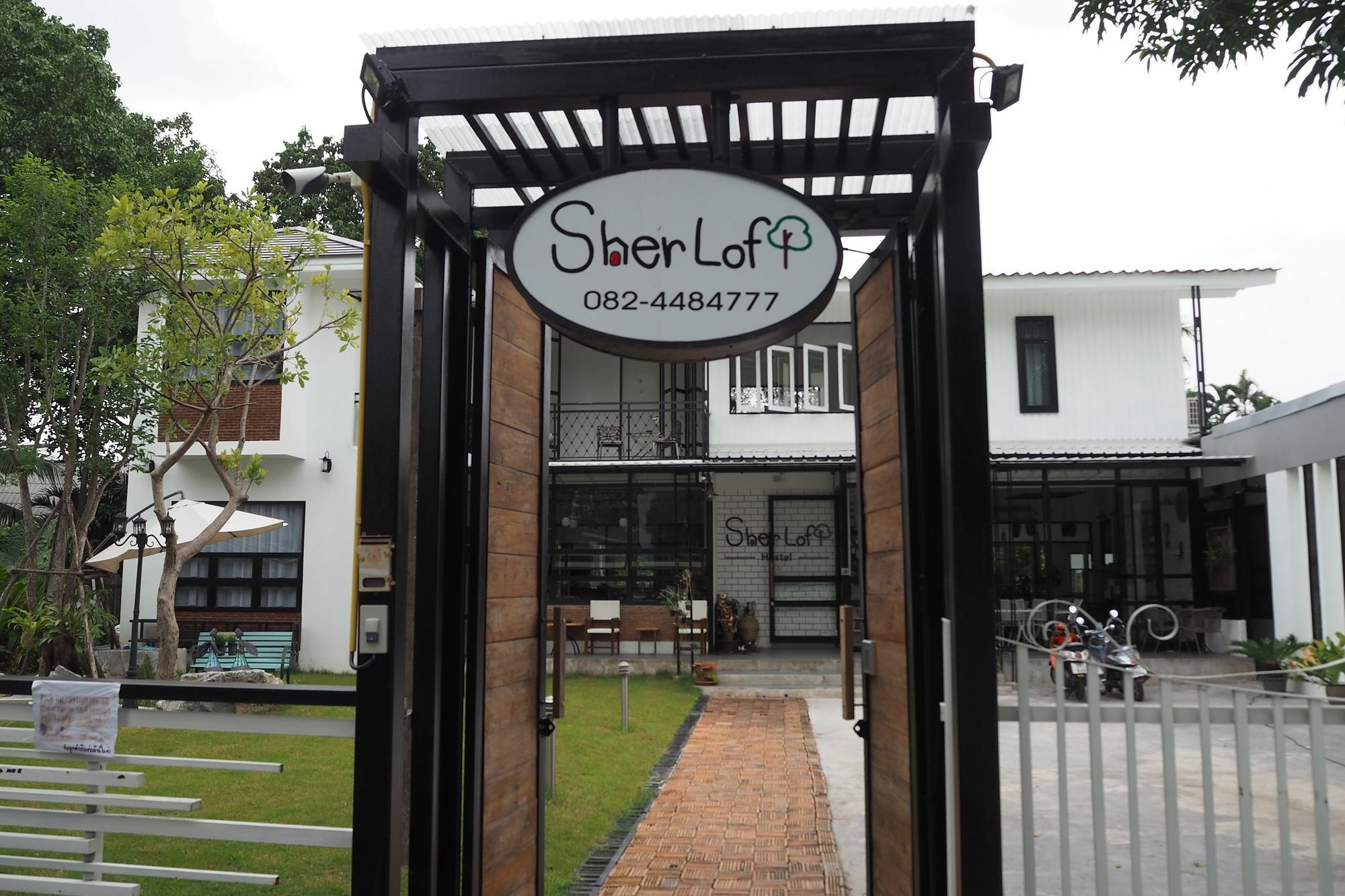 Sherloft Home&Hostel Chiang Mai Exterior foto