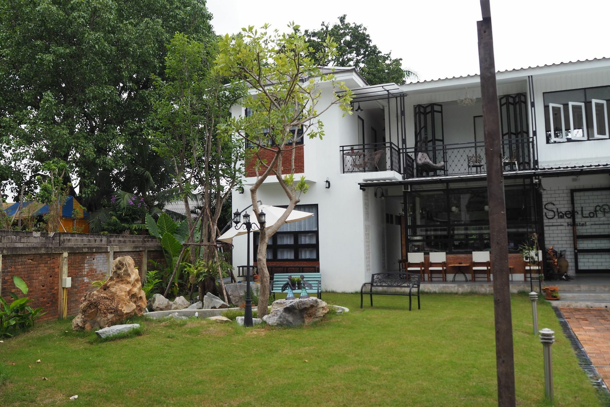 Sherloft Home&Hostel Chiang Mai Exterior foto